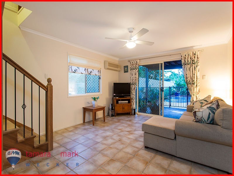 21 Raymond Street, Shorncliffe QLD 4017