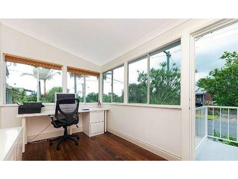 20 Gilpin Street, Shorncliffe QLD 4017