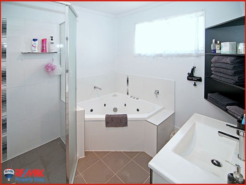 50 Bungowla Street, Bracken Ridge QLD 4017