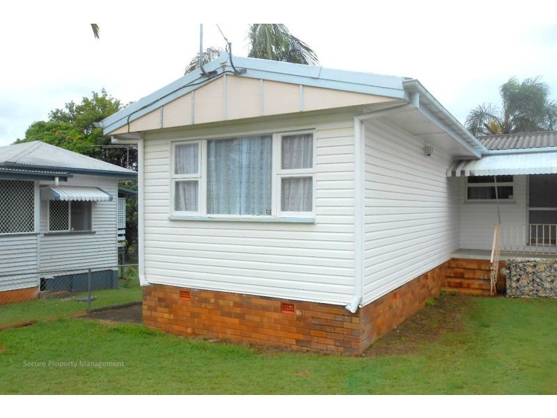 2/106 Lascelles Street, Brighton QLD 4017