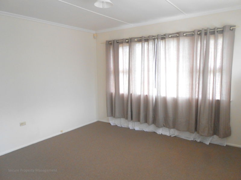 2/106 Lascelles Street, Brighton QLD 4017