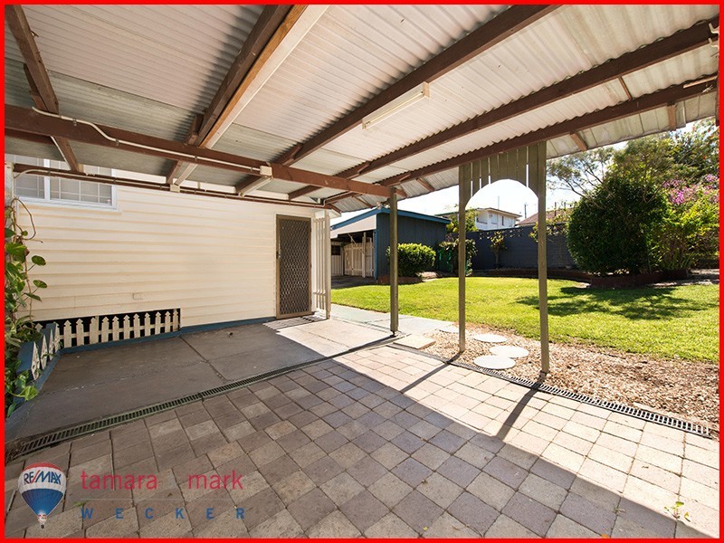 12 Kenbarry Street, Brighton QLD 4017