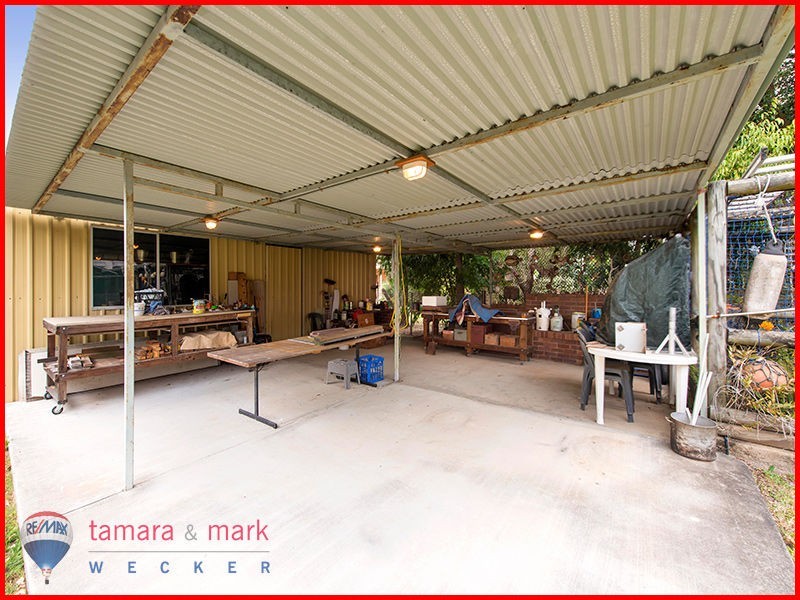 18 Bevington Street, Shorncliffe QLD 4017