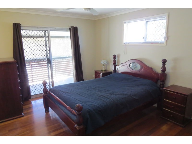8 Binden St, Brighton QLD 4017