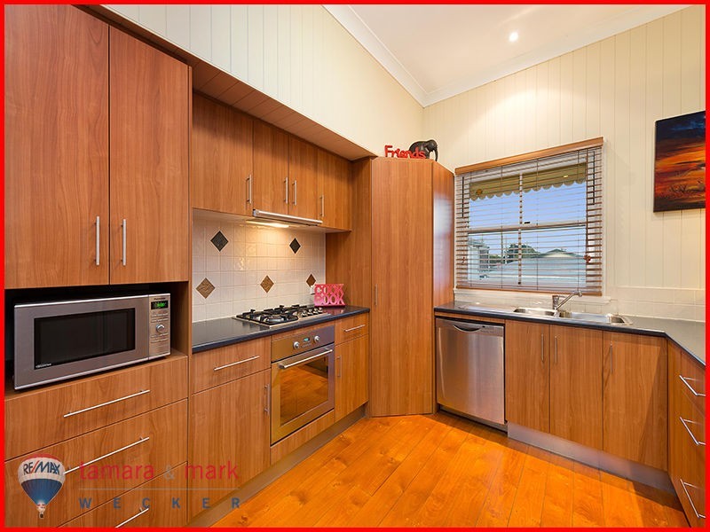 93 Wakefield Street, Sandgate QLD 4017