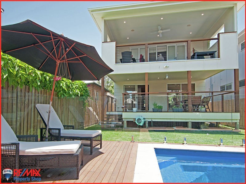 54 Lower Brighton Terrace, Sandgate QLD 4017