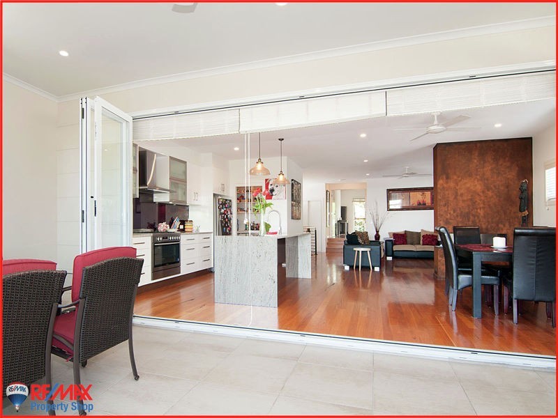 54 Lower Brighton Terrace, Sandgate QLD 4017