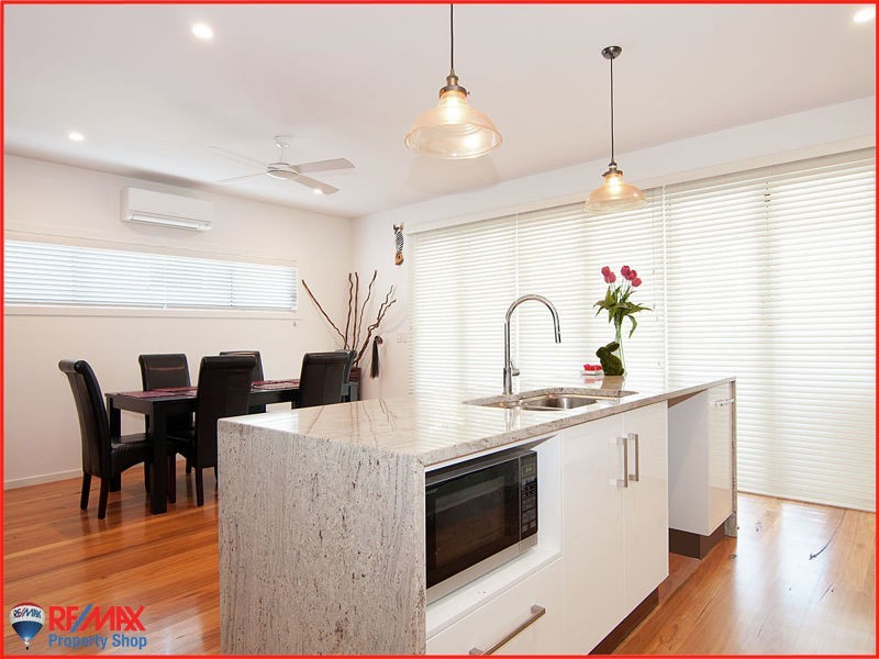 54 Lower Brighton Terrace, Sandgate QLD 4017