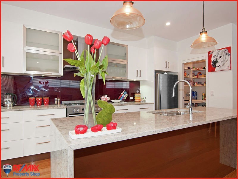 54 Lower Brighton Terrace, Sandgate QLD 4017