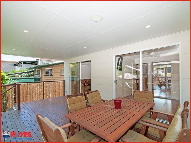 54 Lower Brighton Terrace, Sandgate QLD 4017