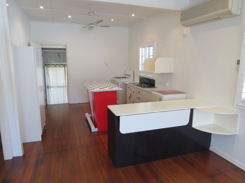 39 Longstaff Street, Brighton QLD 4017