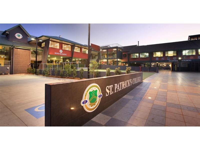 119 Yundah Street, Shorncliffe QLD 4017