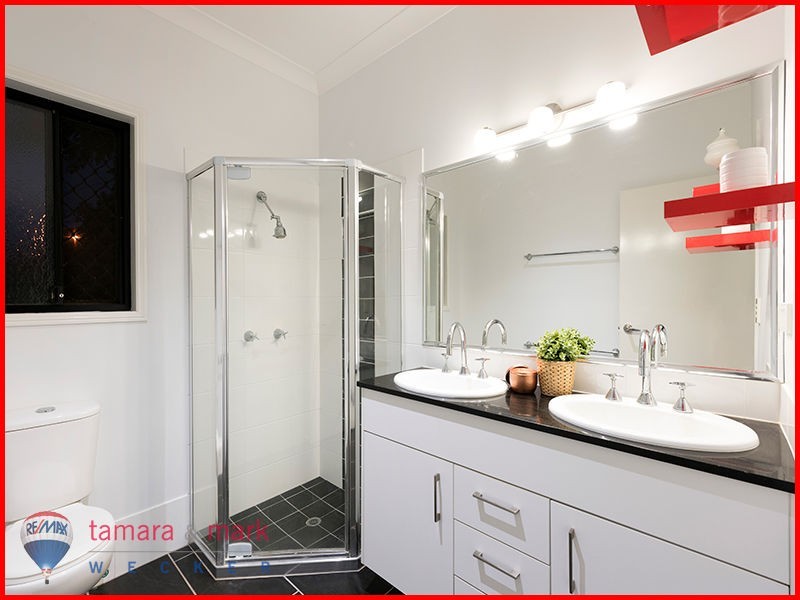 129 Baskerville Street, Brighton QLD 4017