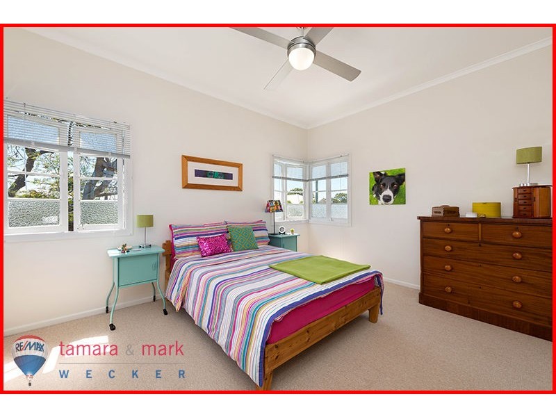 76 Barclay Street, Deagon QLD 4017