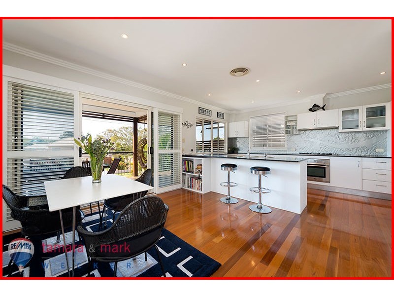 7 Tenth Avenue, Sandgate QLD 4017