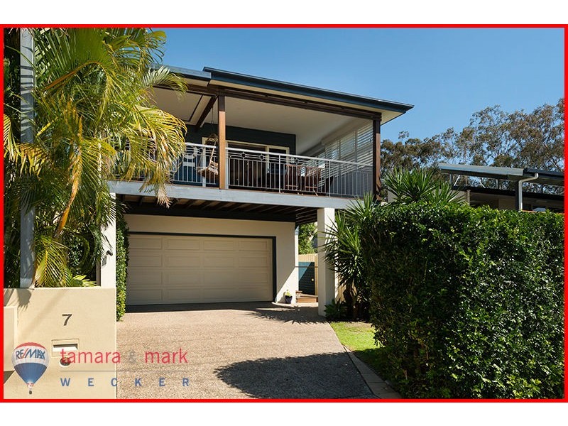 7 Tenth Avenue, Sandgate QLD 4017