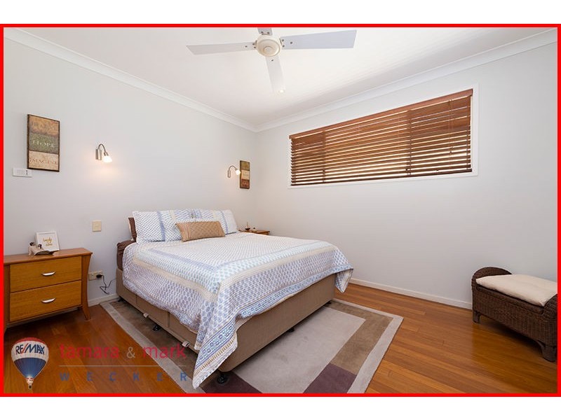 7 Tenth Avenue, Sandgate QLD 4017