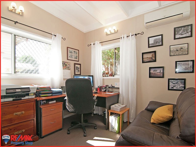 16 Arundal Street, Brighton QLD 4017