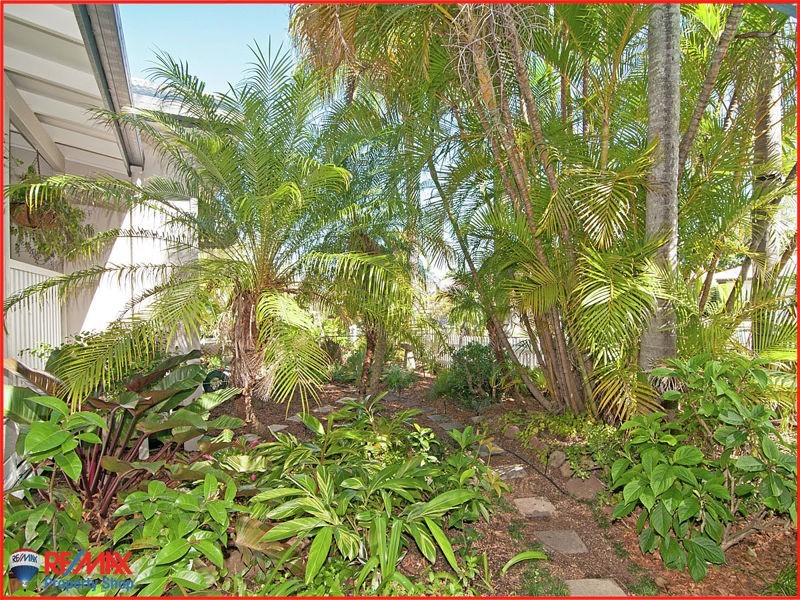 16 Arundal Street, Brighton QLD 4017