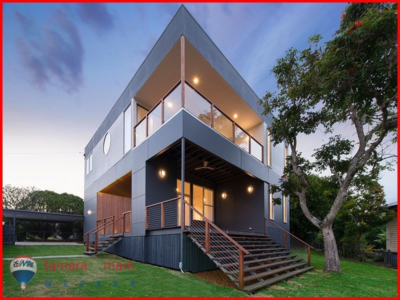 36 Ward Street, Sandgate QLD 4017