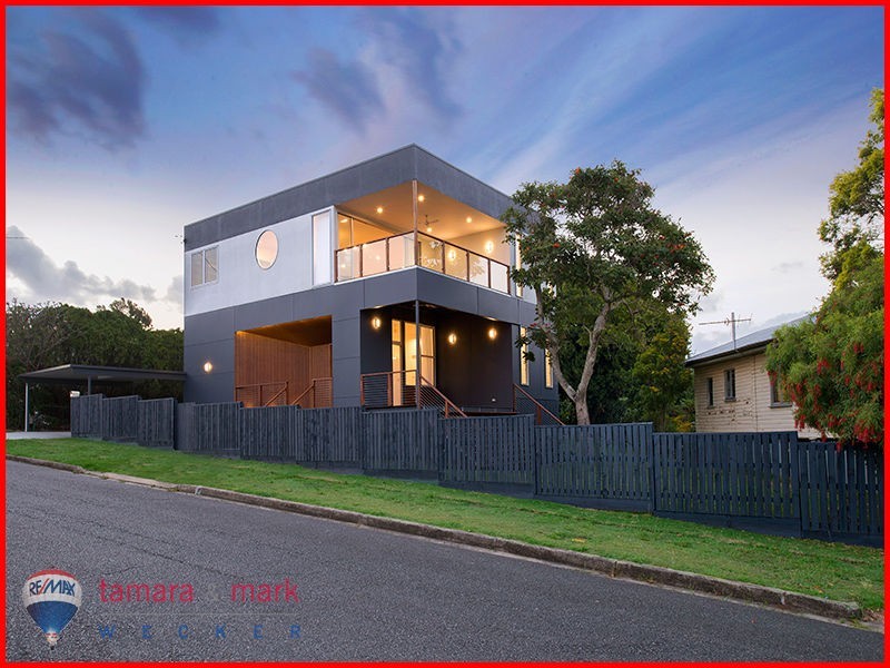 36 Ward Street, Sandgate QLD 4017