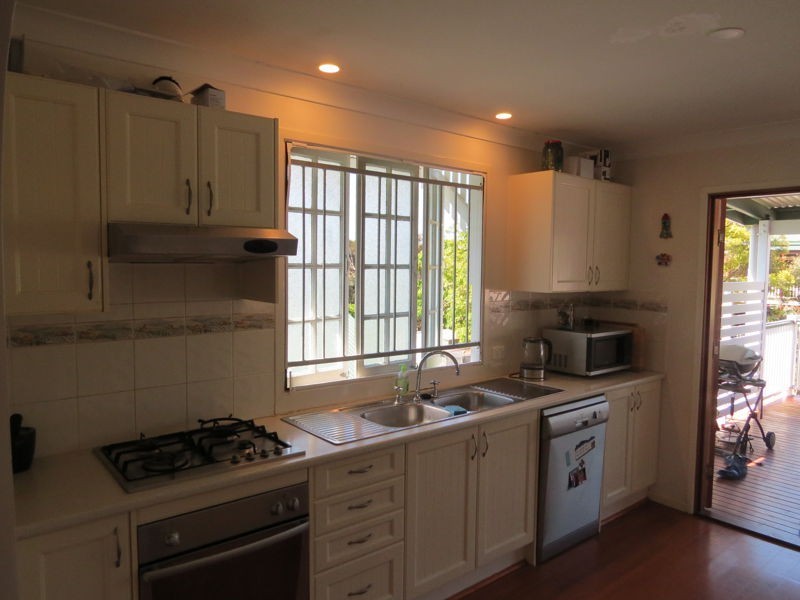 60 Lower Brighton Terrace, Sandgate QLD 4017