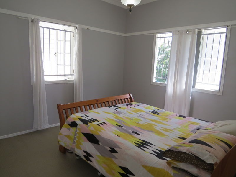 60 Lower Brighton Terrace, Sandgate QLD 4017