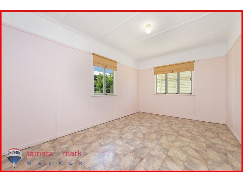 11 Speight Street, Brighton QLD 4017