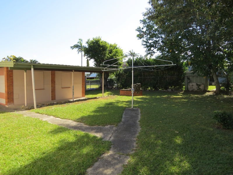 10 Ralph Street, Clontarf QLD 4019