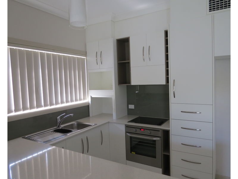 2/263 Aberdeen Parade, Boondall QLD 4034