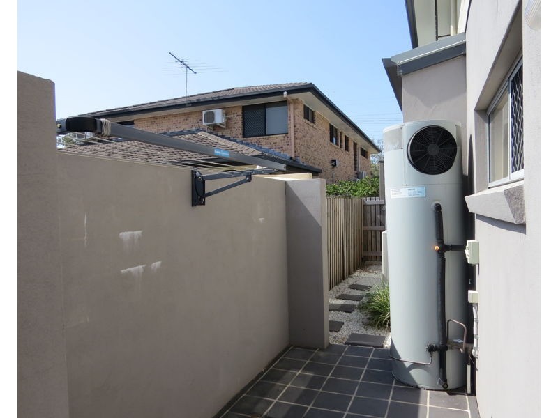 2/263 Aberdeen Parade, Boondall QLD 4034