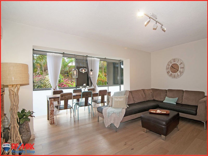 2/27 Second Ave, Sandgate QLD 4017