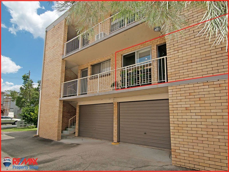 2/27 Second Ave, Sandgate QLD 4017