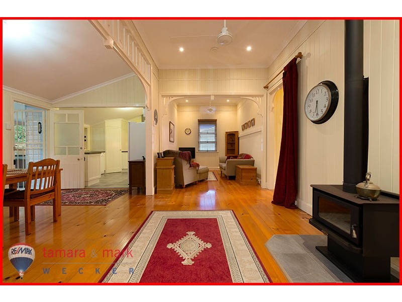 22 Friday Street, Shorncliffe QLD 4017