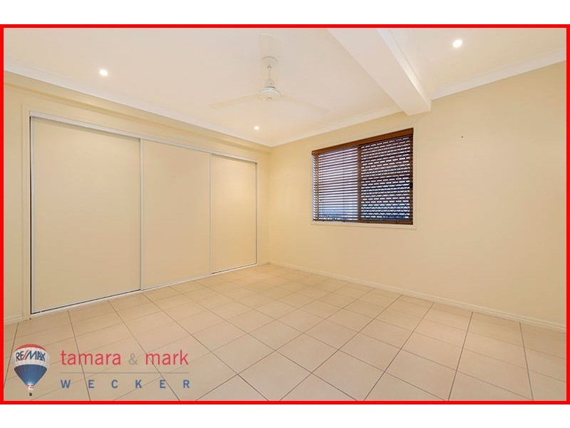 22 Friday Street, Shorncliffe QLD 4017