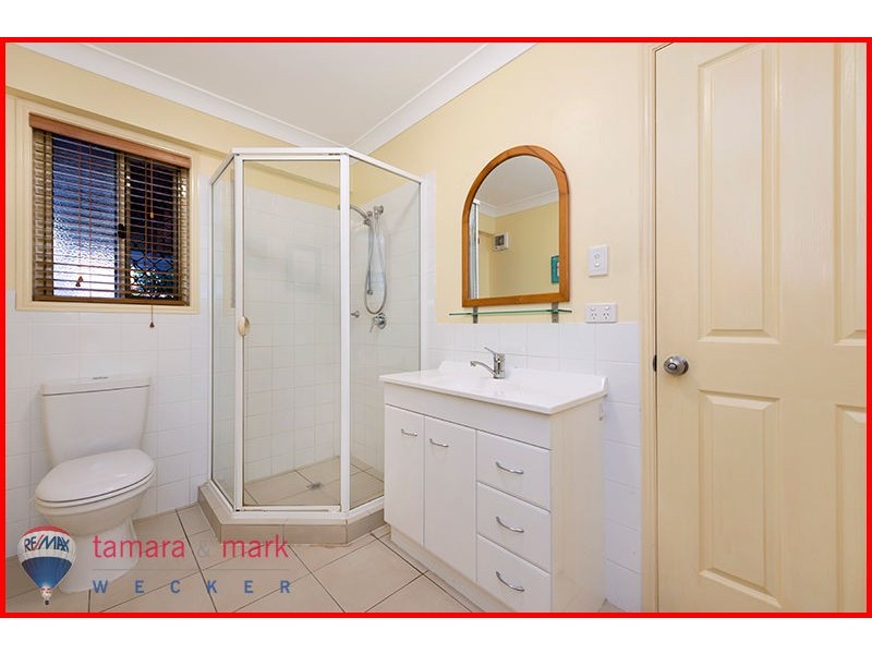 22 Friday Street, Shorncliffe QLD 4017