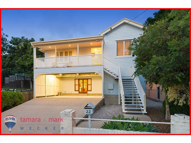 22 Friday Street, Shorncliffe QLD 4017