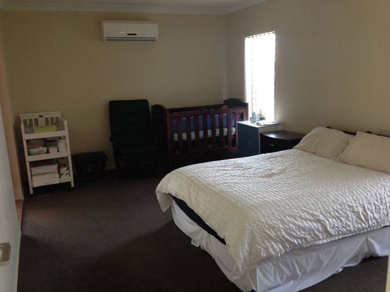 13 Highcliff Crescent, North Lakes QLD 4509