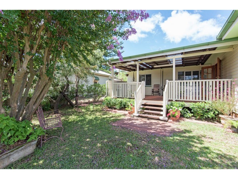 233a Campbell Street, Newtown QLD 4350