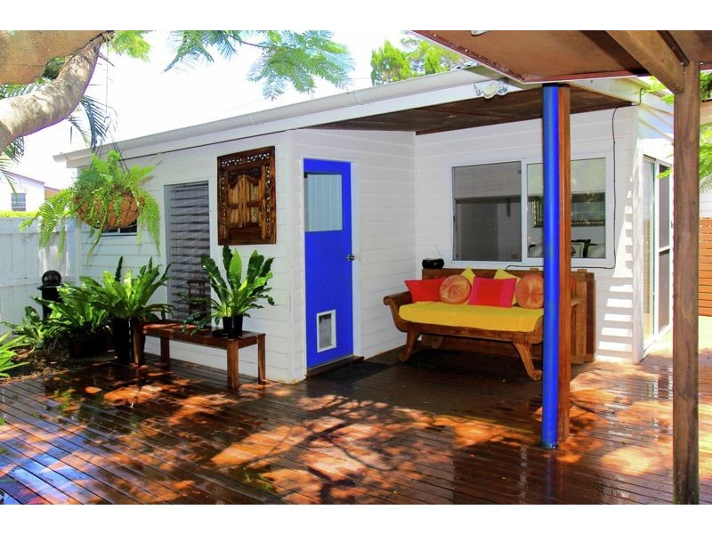 8 Beth St, Russell Island QLD 4184
