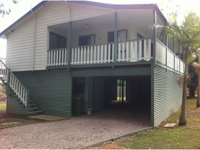 8 Pandora Court, Macleay Island QLD 4184