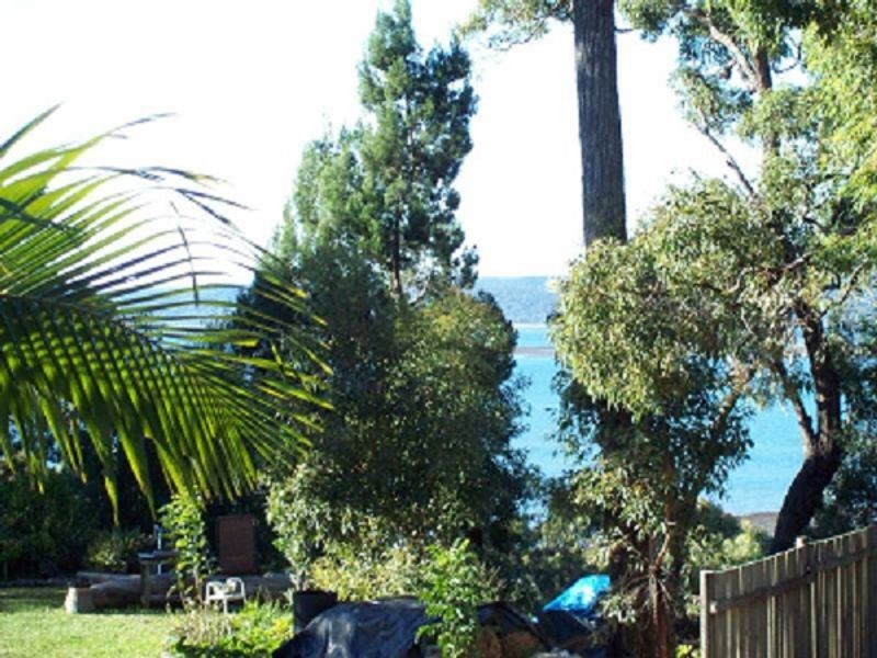 8 Pandora Court, Macleay Island QLD 4184
