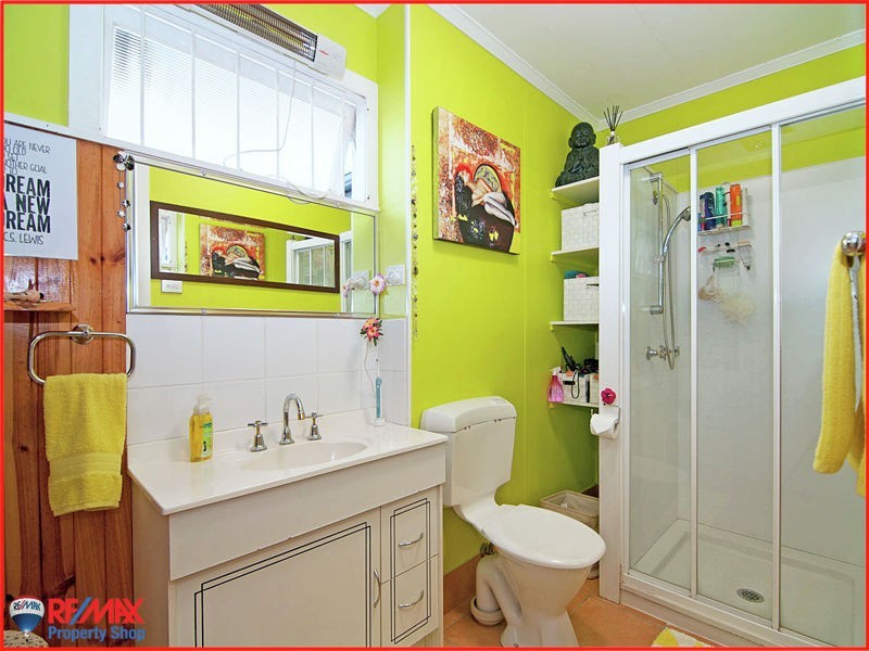 4 BLENHEIM ST, Strathpine QLD 4500