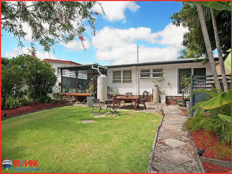 4 BLENHEIM ST, Strathpine QLD 4500