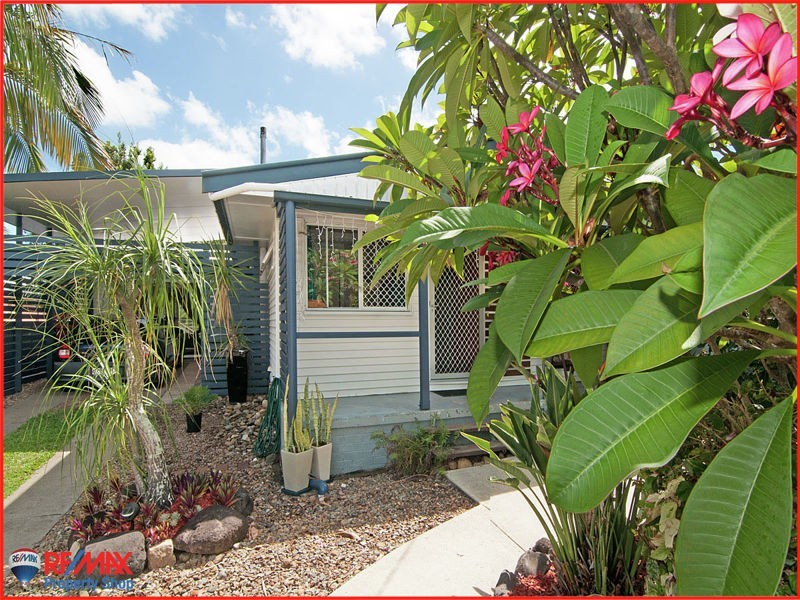 4 BLENHEIM ST, Strathpine QLD 4500
