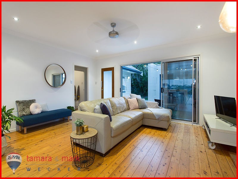 11 Gynther Avenue, Brighton QLD 4017