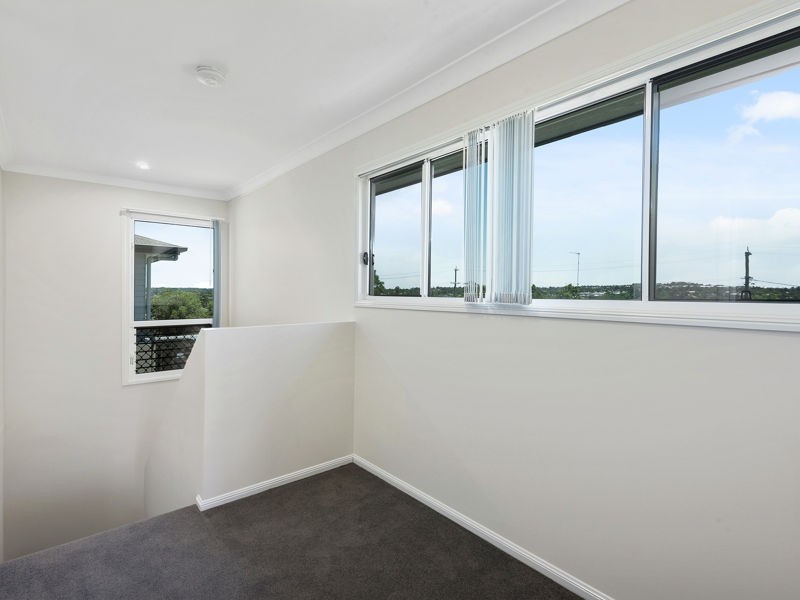 11 O’Brien Street, Harlaxton QLD 4350