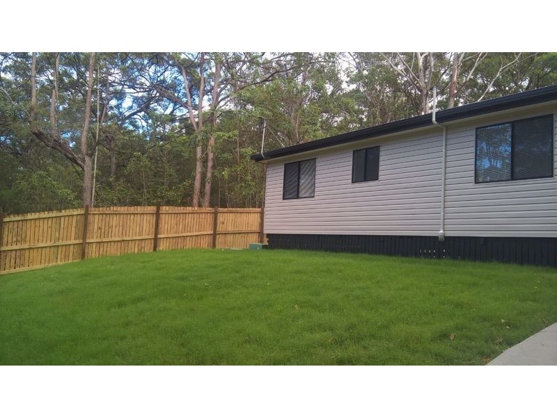 43 Waikiki Beach Rd, Russell Island QLD 4184