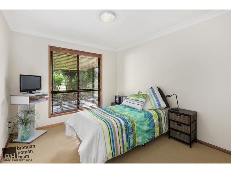 18 Rutherford Road, Withcott QLD 4352