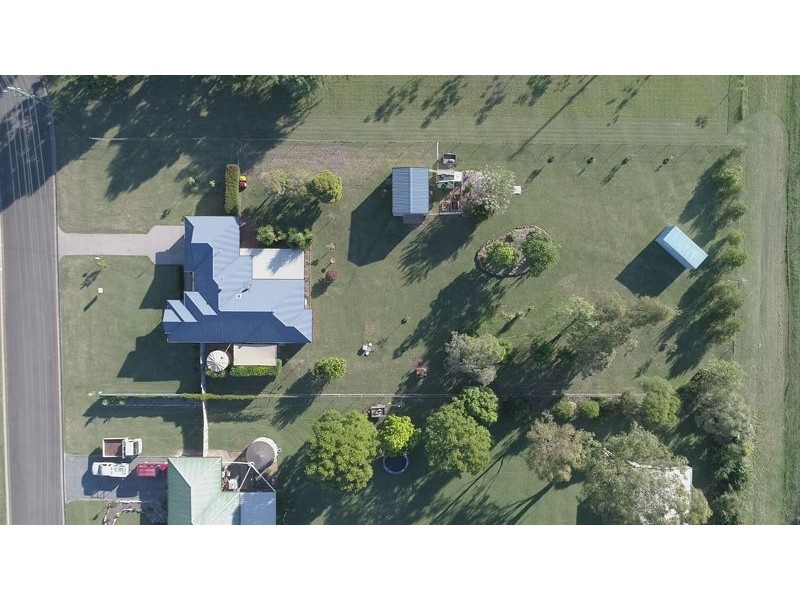 18 Rutherford Road, Withcott QLD 4352